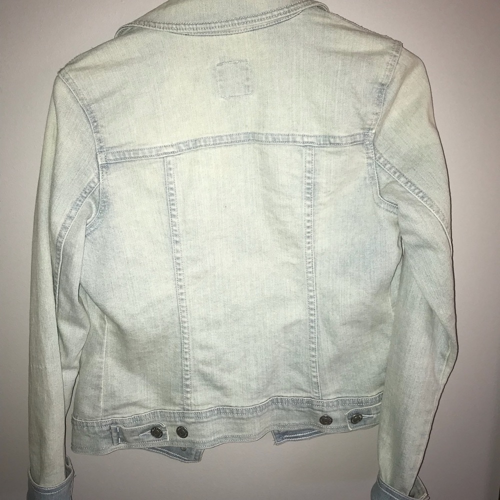 Jean jacket - Picture 2 of 3